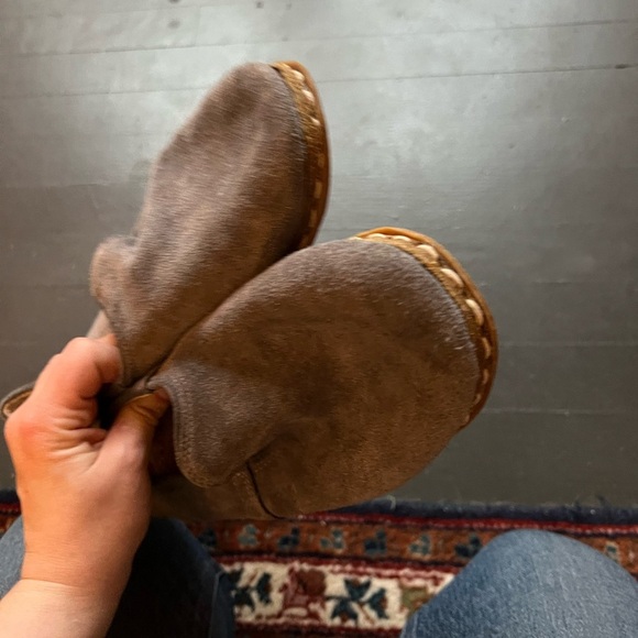 Tigris Men's Gray Suede Slip-On Shoes, size 42 - Picture 5 of 6